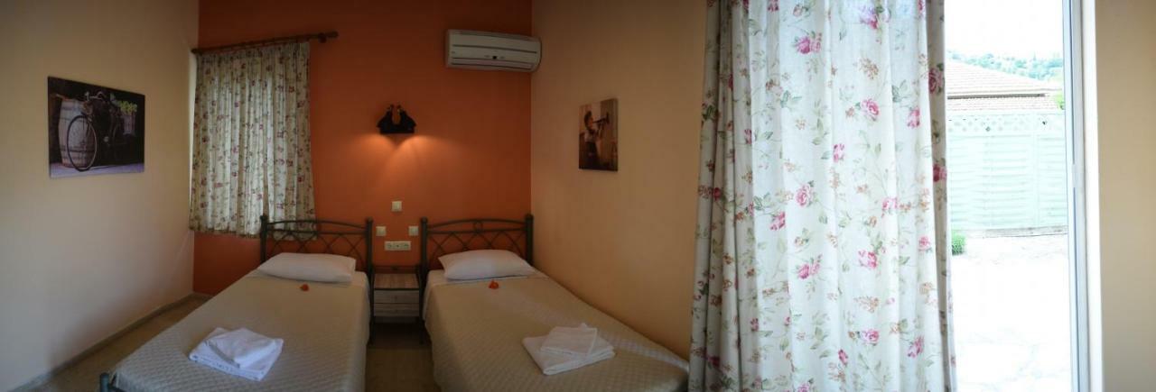 Stamoulis Apartments Agia Efimia Room photo